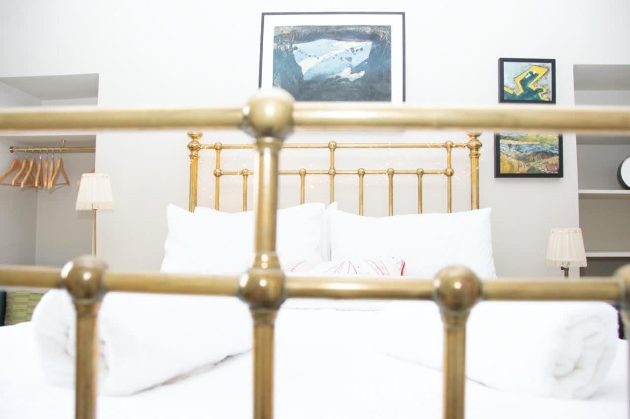 Unique 2 Bed In The Heart Of Bath With Parking Apartman Kültér fotó