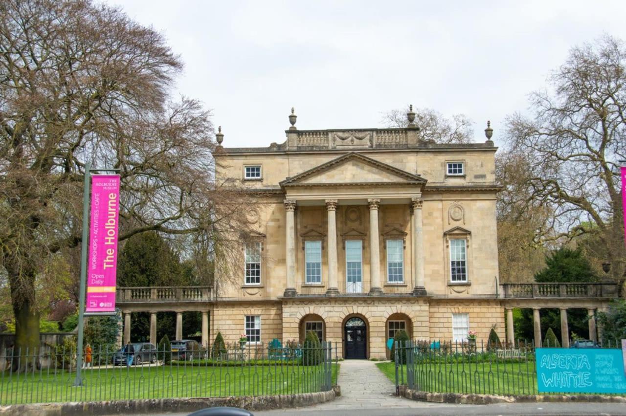 Unique 2 Bed In The Heart Of Bath With Parking Apartman Kültér fotó