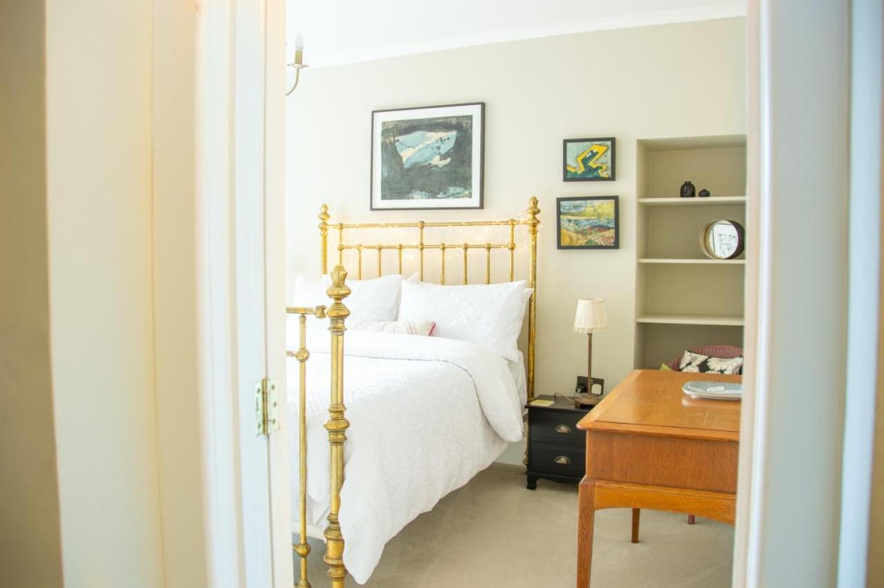 Unique 2 Bed In The Heart Of Bath With Parking Apartman Kültér fotó